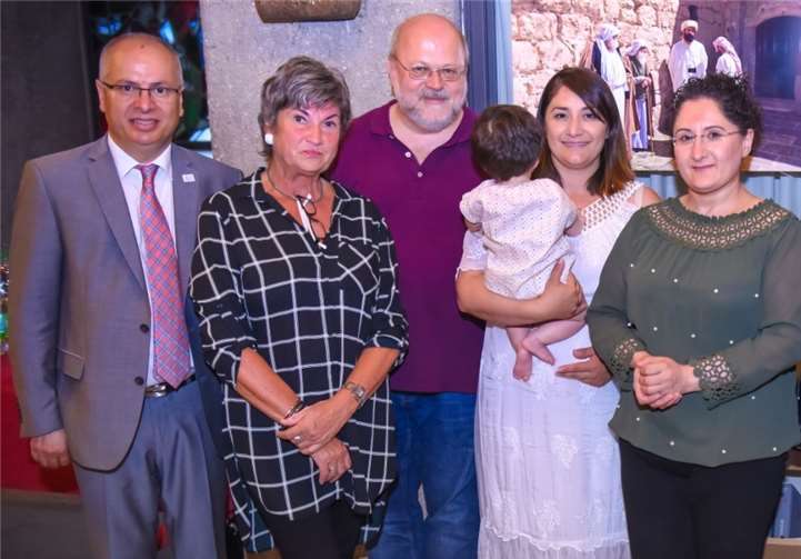 Dr. Irfan Ortac, Silke Guth, Pater Ludger Widmaier, Zemfira Dlovani und Abir Ali, stellvertretende Vorsitzende ZED (v.l.).Foto: ZED/Nidal Jafar