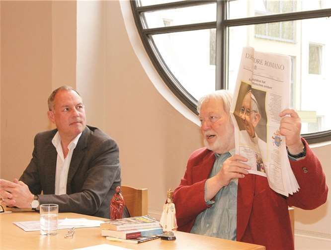 Dr. Jürgen Kroth mit Siegfried Pater.