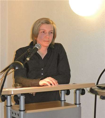 Dr. Liane Giemsch bei ihrem Vortrag. privat