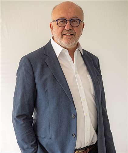 Dr. Rainer Schneichel Fotos: Peter Seydel