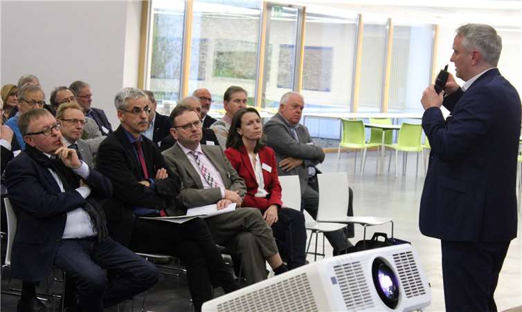 Dr. Simon Lang, Referent für Klimawandel und Klimaschutz des Landes Rheinland-Pfalz, referierte über den Klimawandel – regional und global.