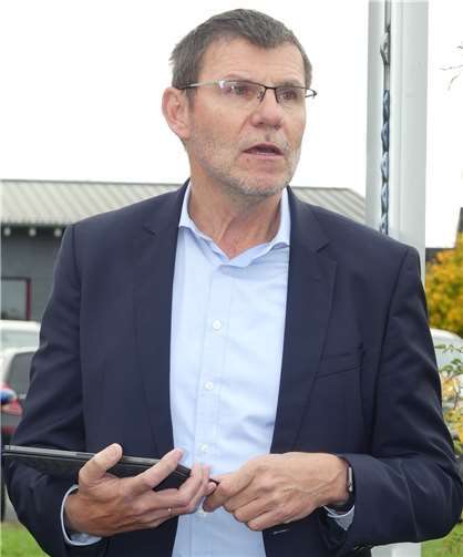 Dr. Stefan Küppers (Westenergie AG) stellte die Realsierung von SmartQuart, dessen Bedeutung und Möglichkeiten vor.