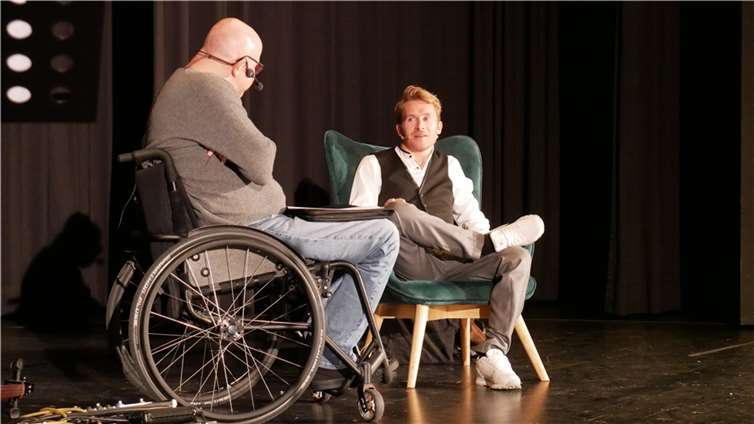 Dr. Thomas Schweikert und Samuel Koch reden über die großen Lebensfragen.