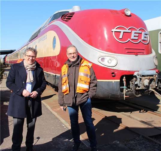 Dr. Thorsten Rudolph (li.) informierte sich bei Wolfgang Ihrlich über das DB-Museum in Koblenz. Foto: Dr. Thorsten Rudolph/Martin Schlüter