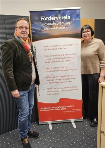 Dr. Tomas Dyong, Vorsitzender des Fördervereins Hospizbewegung Andernach-Pellenz und Anette Moesta, Landtagsabgeordnete aus Plaidt, freuten sich über einen konstruktiven und positiven Austausch über die Arbeit des Fördervereins Hospizbewegung Andernach-Pellenz. Foto: Förderverein Hospizbewegung Andernach-Pellenz