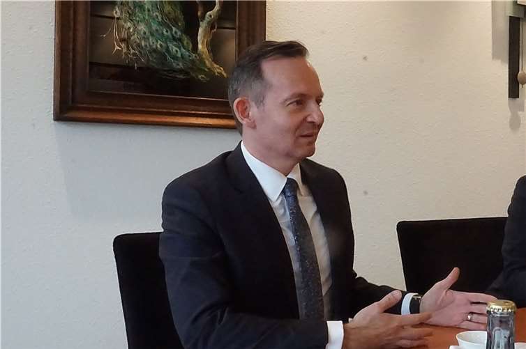 Dr. Volker Wissing berichtete von seiner Arbeit aus Mainz.