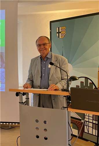 Dr. Walter Töpner referierte über Pilgerwege und Wallfahrtsorte in der Eifel.Foto: privat