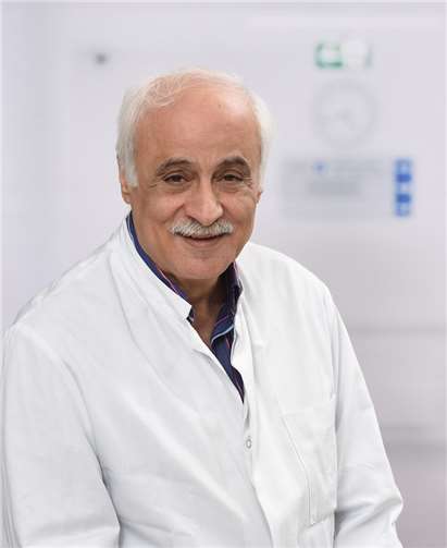 Dr. Yehia Saklaoui ist der neue Chefarzt der Frauenheilkunde und Geburtshilfe im St. Elisabeth. privat