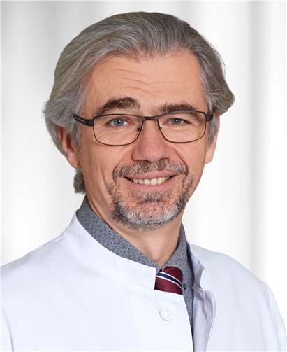 Dr. med. Benjamin Bereznai, PhD, Chefarzt der Neurologie am Evang. Krankenhaus Dierdorf/Selters (KHDS). Foto: privat