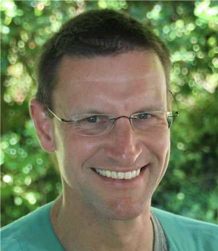 Dr. med. Thorsten Luecke referiert.privat