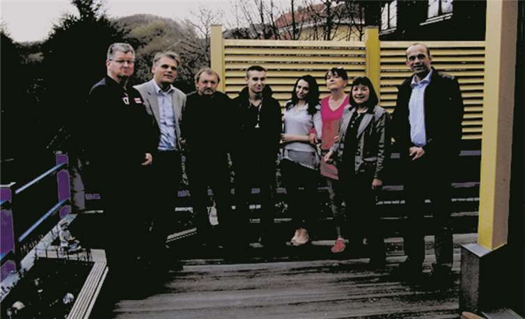 Dr.Tobias Kador 8v. l.), Andreas Mönig, Waldemar Bondza, Christopher Bondza, Vanessa Bondza, Karoline Bondza, Christa Ewenz, Alexander Buda.privat