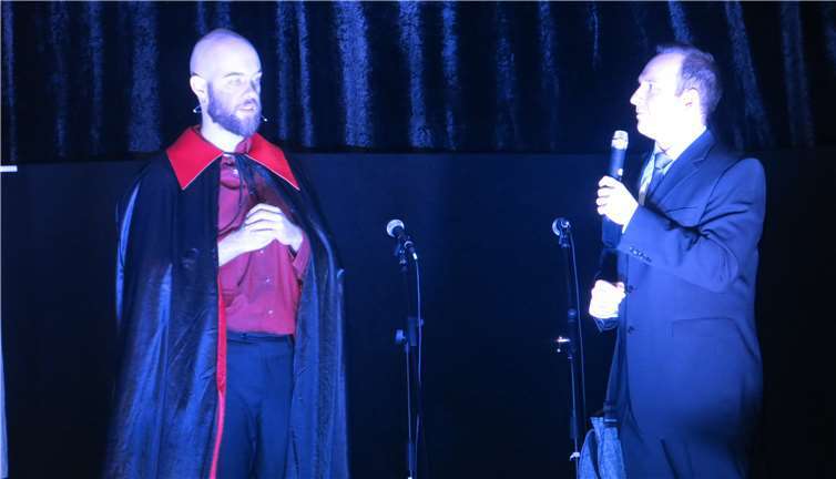 „Dracula“ wurde vom Publikum gefeiert. WR