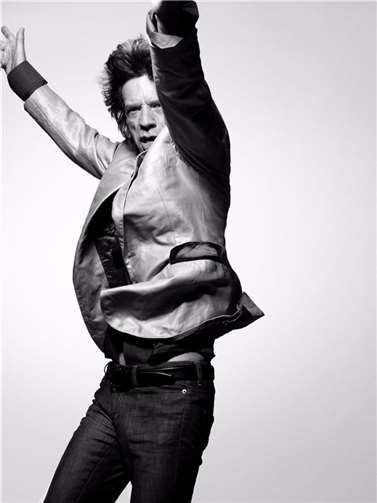 Drahtiger Rockstar: Mick Jagger geht in die Luft. Foto: BRYAN ADAMS