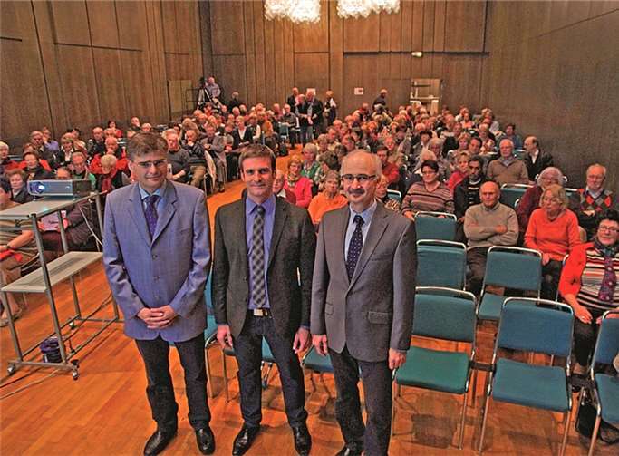 Drei Fachkräfte informierten ihre Zuhörer rund um das Thema Herz.  Privat