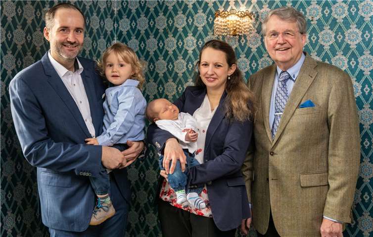 Drei Generationen (v.l.:) Christian, Cornelius, Cilian, Clarissa und Lothar Lindner. Copyright: Dominik Ketz