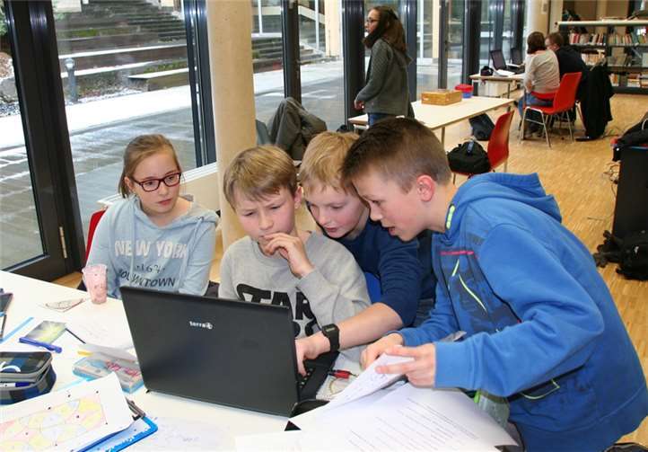 Drei Tage lang stand für 24 Schülerinnen und Schüler Mathematik auf dem Stundenplan.