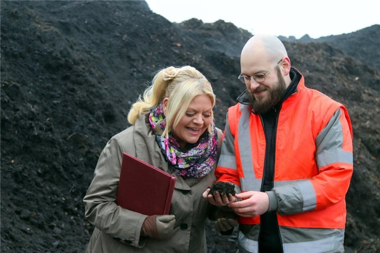 Drei Tage lang war Tine Wittler in der Eifel und informierte sich vor Ort intensiv über torffreie Substrate und naturnahes Gärtnern. Foto: Presto Humus