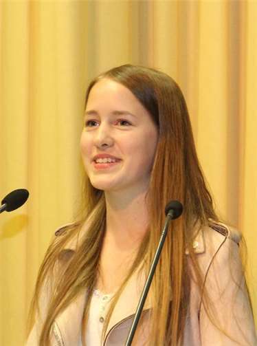 Dritter Platz für Lea Meckel .