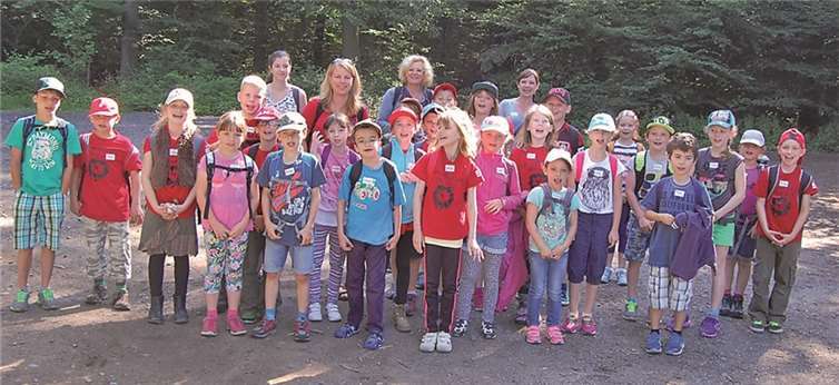 Drittklässler bei den „Wald-Jugendspielen“. FA