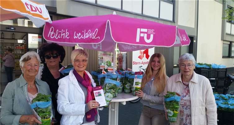 Duftender Basilikum für die Frauen am Muttertag.Privat