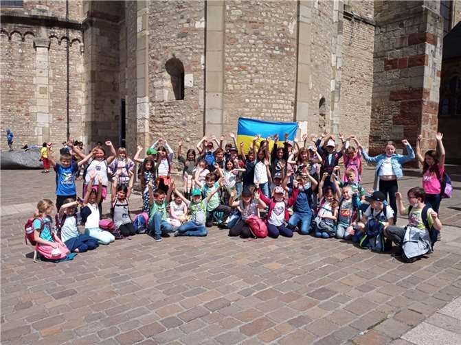 Durch das Engagement der Kommunionkinder kam die gigantische Gesamtspendensumme von 4.367,23 Euro zusammen. Foto: privat