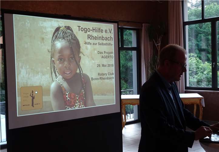 Durch den anschaulichen Lichtbildvortrag konnten wieder einmal neue Personen von der Arbeit des Projektes beeindrucken lassen.privat