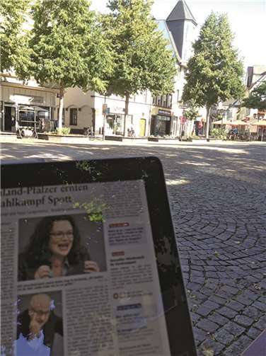 Durch die Andernacher Innenstadt schlendern und dabei aktuelle Informationen ohne Roaming-Gebühren auf den Tablet-Computer laden, das soll nach Willen der CDU bald möglich sein. privat