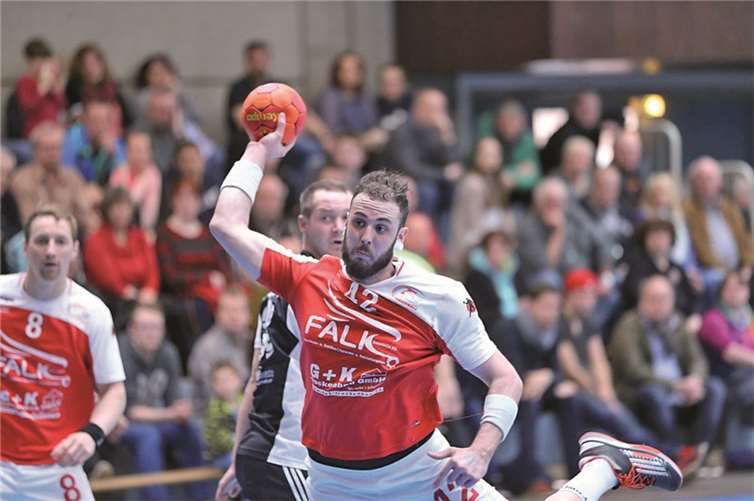 Dustin Keip beim Torwurf.privat