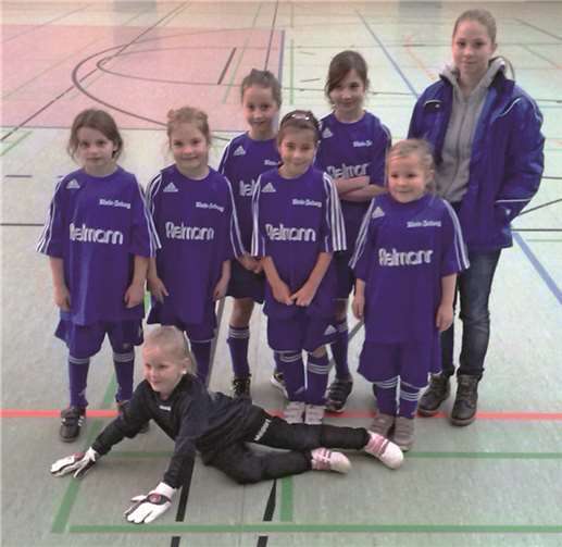 E-Juniorinnen-Team MSG Adenau - Trainerin Caroline Schmitz.privat