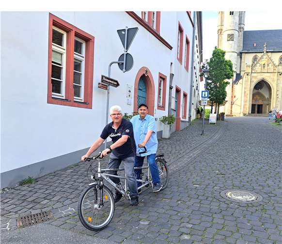 E. Krämer und M. Büchel-Schwaab (Beigeordneter) Foto: privat