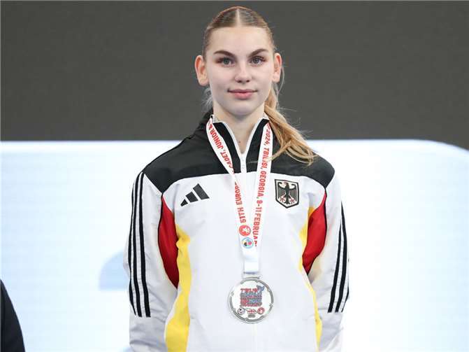 Mayener Karateka gewinnt sensationell EM-Silber  EM-Silbermedaillengewinnerin Ili Hellen.