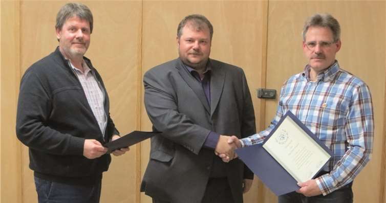 Ebenfalls erhielten Jürgen und Hans-Dieter Kimmich das goldene Ehrenzeichen sowie einen Ehrenbrief. Privat