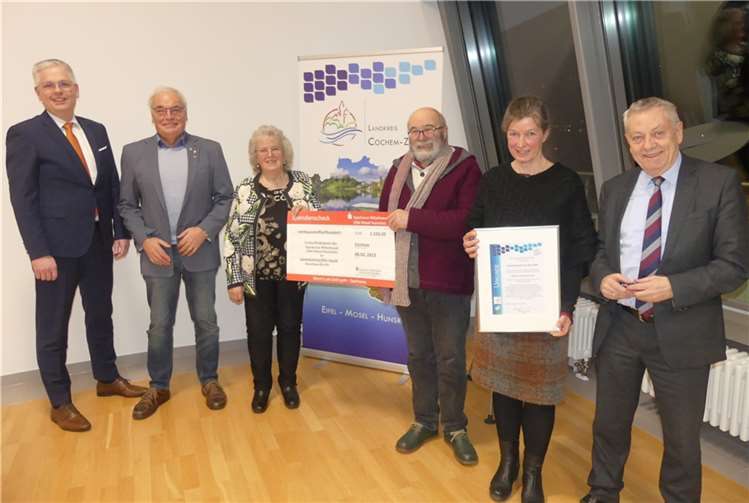 Ebenso gehörten die Gillenbeurener Künstler Dorothea Kirsch und Detlef Backhaus zu den neuen Preisträgern.