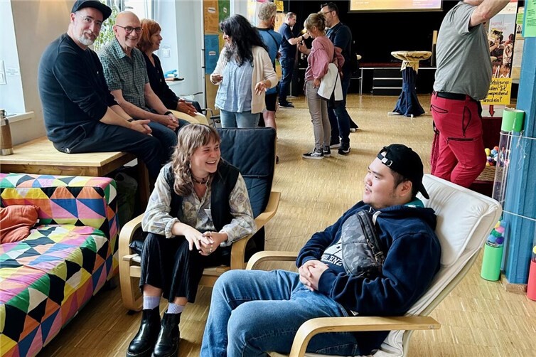 Ebenso im Jugendkulturzentrum Lahnstein.