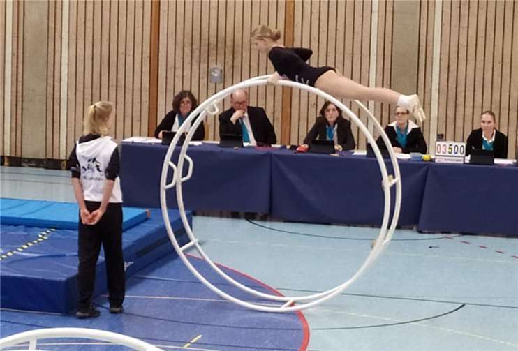 Edda Hallerbach vim Sprung.