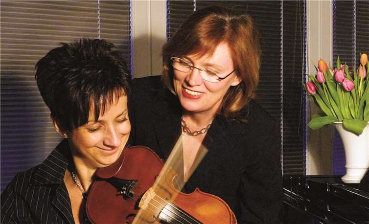 Edit Koledich und Ilse Kösling (r.).privat