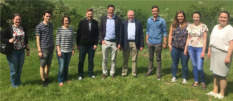 Edmund Schaaf, der ehemalige Bürgermeister der Verbandsgemeinde Montabaur (6. v. li.) leitete das Seminar. privat