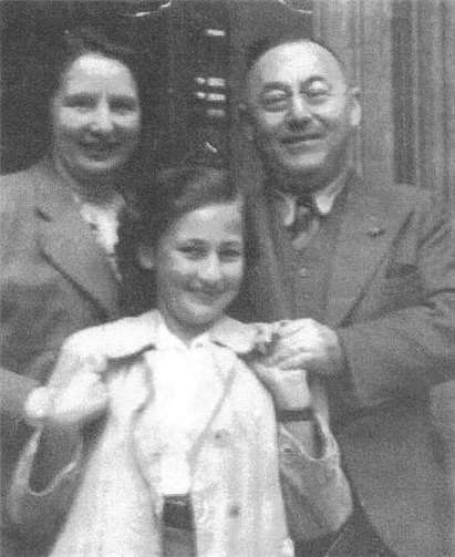 Eheleute Dr. Isidor und Erna Treidel mit ihrer geretteten Tochter Helga. Die Eltern wurden von Koblenz aus ins KZ Theresienstadt deportiert und von dort in das Vernichtungslager Auschwitz-Birkenau verschleppt Foto: Förderverein Mahnmal Koblenz