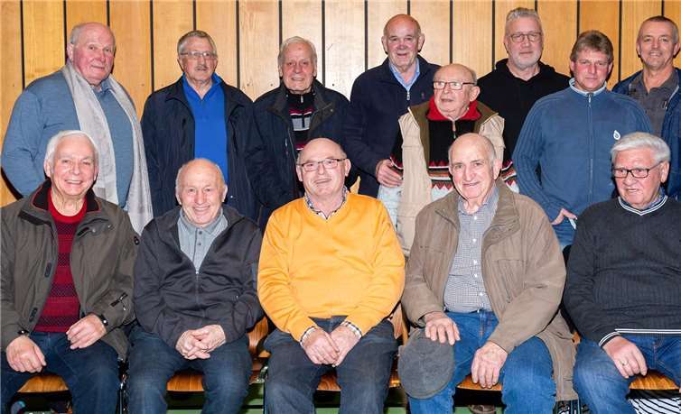 Ehemalige Rinder aller drei Mannschaften trafen sich zum letzten Heimkampf in Boden.