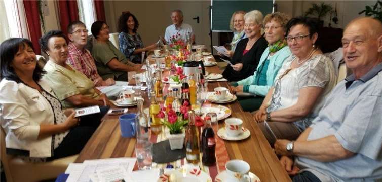 Ehrenamtliche trafen sich zum Kennenlernen und Gedankenaustausch im MGH Kaisersesch. Elisabeth Schuster