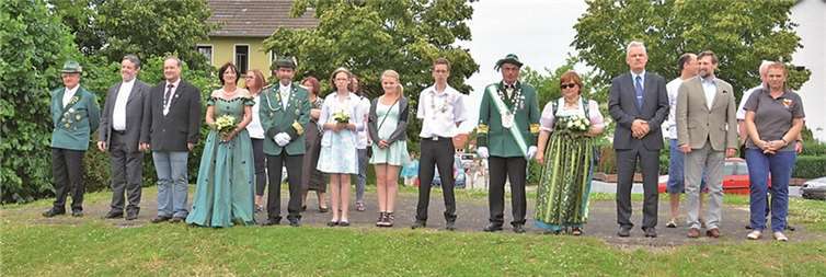 Ehrengäste und Würdenträger der St. Hub. Schützenbruderschaft Wormersdorf. privat