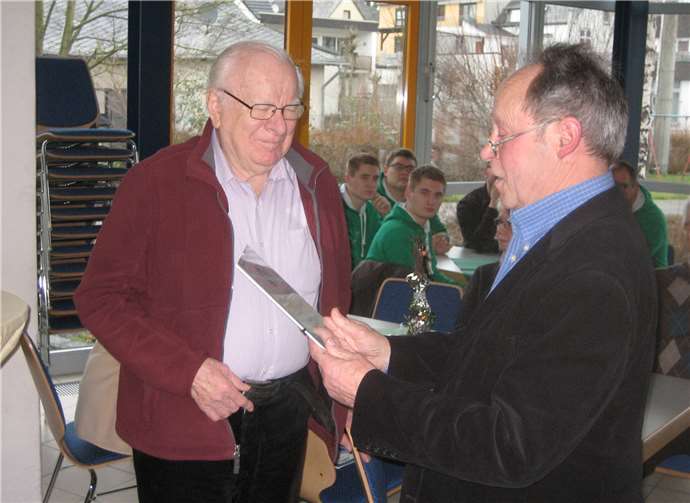 Ehrenmitglied Theo Groß und Vorsitzender Josef Bartz.privat