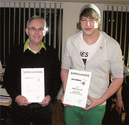 Ehrung 10 Jahre Mitgliedschaft: v.l. Klaus Steinbring und Marius Lemb.