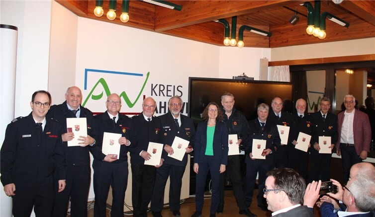 Ehrung der Feuerwehrleute aus der VG Altenahr Alle Fotos: DU 