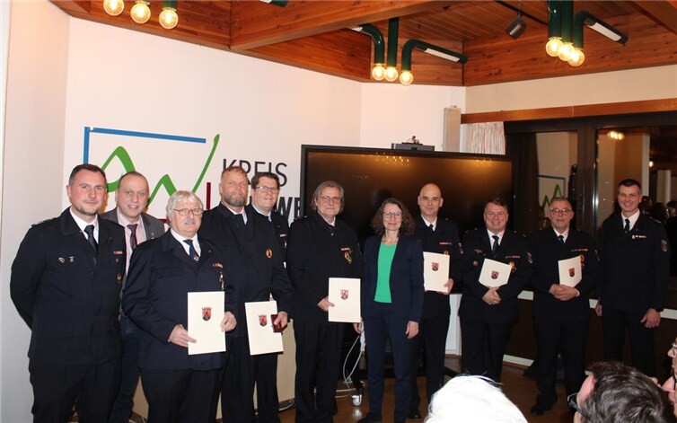 Ehrung der Feuerwehrleute aus der VG Brohltal 