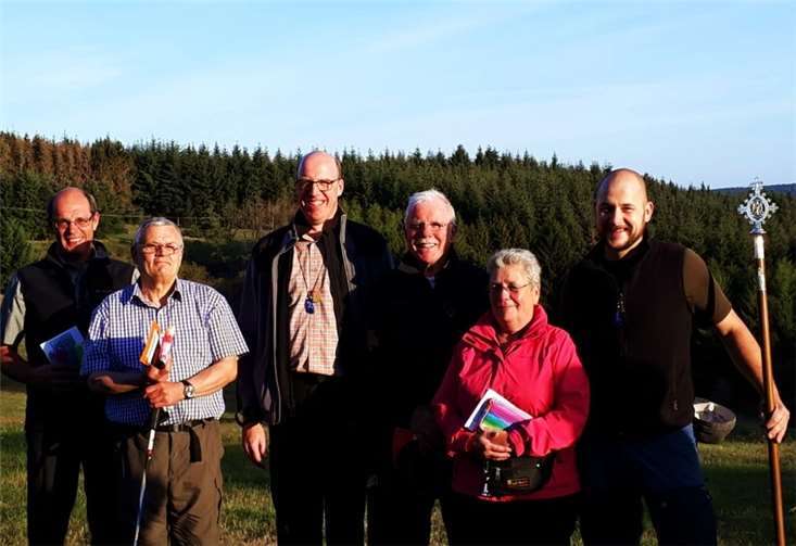 Ehrung der Jubilare von links nach rechts: Gisbert Ley, Günter Bader, Thomas Ley, Fred Sebastian, Isolde Schurse und Christian Justus Sebastian.