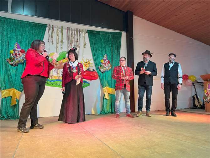 Ehrung der Obermöhn. Foto: Regina Mehren