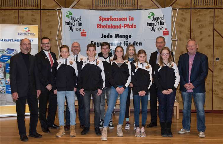 Ehrung der PJG-Mannschaft durch den Sparkassenverband Rheinland. Andrea Enderlein