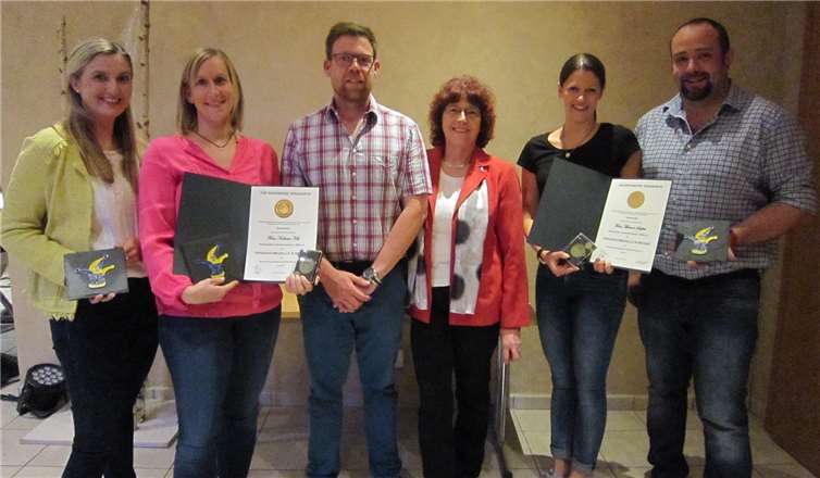 Ehrung für 25-jährige Mitgliedschaft und mit RKK-Verdienstmedaille (v. l.): Nina Betz, Kathrin Kill, Marco Bonn, Karin Becker-Schmitt (RKK), Melanie Seifert, Fabian Mannebach.
