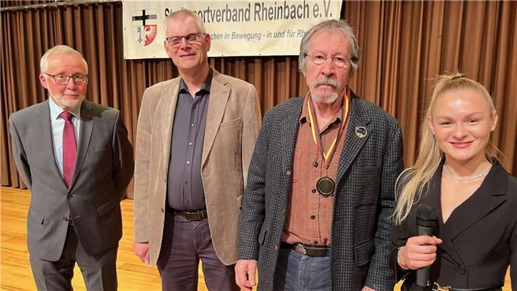 Ehrung für Dr. Heinz Schorn. Jujitsu. Ehrung für sein sportliches Lebenswerk.